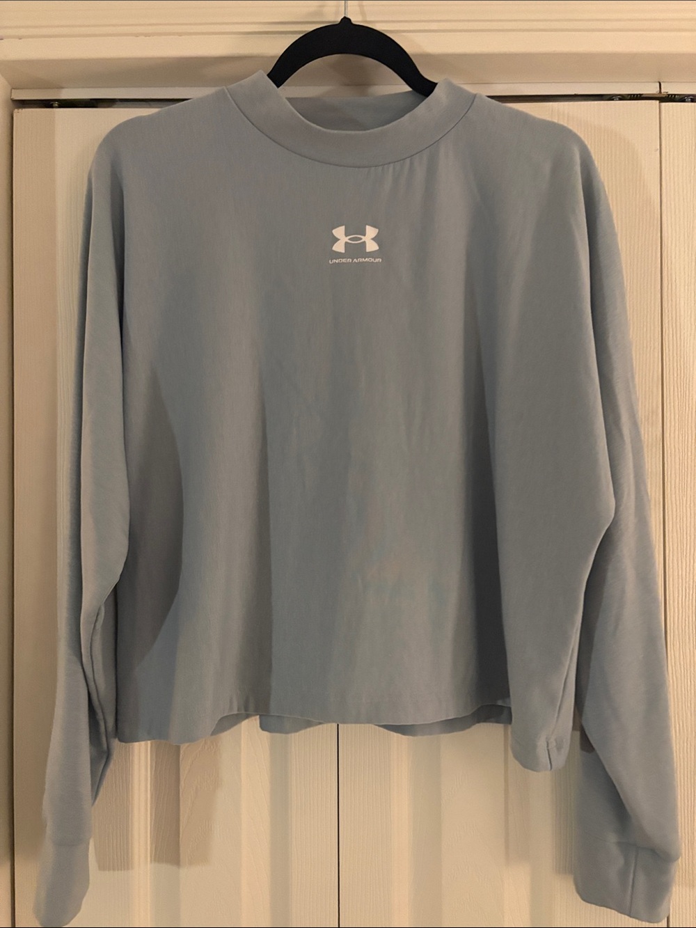 Under Armour Women's Pale Blue Long Sleeve Crew Logo Pullover